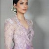 7 Potret Detail Kebaya dan Gaun Pengantin Sabrina Chairunnisa, Cantiknya Sihir Tamu Undangan 