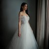 Selain Eva Celia dan Maudy Ayunda, Ini 8 Selebriti yang Pakai Gaun Rancangan Desainer Hian Tjen saat Menikah