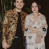 7 Pesona Rizky Nazar Hadiri Premier Film Gatot Kaca, Tampil Ganteng dan Gagah dengan Baju Batik