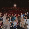 Pesona Zsa Zsa Utari Hadiri Gala Premiere Film Satria Dewa Gatotkaca, Aura Artis Hollywood-nya Terpancar