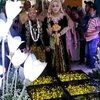 Potret Momen Pernikahan Adul dan Wenty Eri, Digelar Meriah dan Kedatangan Rekan-Rekan Selebriti