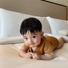 10 Potret Terbaru Baby Pierce Anak Billy Davidson yang Kini Berusia 7 Bulan, Gantengnya Sampai Dibilang Bayi Korea!