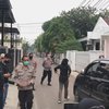Deretan Potret Suasana Rumah Nikita Mirzani yang Sudah Dikepung Polisi Sejak Subuh