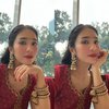 Pesona Bunga Zainal dalam Balutan Kain Sari Khas India, Foto Bareng Anak Sambung Mirip Kakak Beradik!
