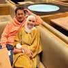 Potret Romantis Zaskia Adya Mecca dan Hanung Bramantyo, Tetap Mesra di Usia 12 Tahun Pernikahan
