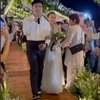 11 Potret Pesta Pernikahan Adinda Azani, Cantik Tampil Casual Pakai Jaket Jeans Couple