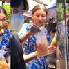 Momen Sarwendah Beli Jajanan Kaki Lima ke Pasar Pakai Daster, Tuai Pujian Karena Selalu Tampil Sederhana