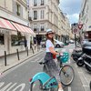 8 Potret Luna Maya Liburan di Paris, Ada yang Pakai Baju Kekecilan Dipuji Menawan Bak Remaja