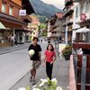 Ayah-Ibu dan Anak Rasa Kakak Beradik, Ini Potret Seru Liburan Keluarga Nana Mirdad ke Swiss