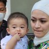 10 Potret Nathalie Holscher Rayakan Idul Adha, Hanya Berdua dengan Baby Adzam Tanpa Sule