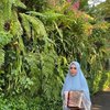 Bikin Pangling, Ini 5 Pesona Yuni Shara Pakai Gamis dan Hijab Syari yang Cantik Banget
