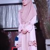 10 Potret Masayu Clara saat Berhijab, Auranya Makin Anggun dan Memesona!