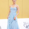 14 Potret Detail Gaun Kim Go Eun Saat Hadiri Ajang Penghargaan Blue Dragon Series Awards 2022