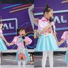 11 Foto Thalia dan Thania Onsu Saat Manggung Bareng Betrand Peto di Karnaval SCTV, Gayanya Bak Penyanyi Professional!