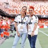 Suami Istri GiBol, Begini Momen 10 Pasangan Artis Indonesia Waktu ke Stadion Sepak Bola Bareng