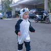 Gemes Banget, Ini Potret Gala Sky Pakai Kostum Panda
