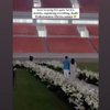 8 Momen Kevin Sanjaya Lamar Valencia Tanoesoedibjodi Stadion, Sembari Berlutut Mengutarakan Niat Baiknya