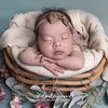 10 Potet Newborn Photoshoot Baby Bulan Anak Ananda Omesh dan Dian Ayu Lestari, Mirip Banget sama 2 Kakaknya