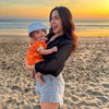 Tegar Usai Ditipu Rp10 Milyar, Ini 10 Potret Jessica Iskandar Momong 2 Anak Saat Ditinggal Suami Kerja
