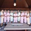 11 Potret Geng Prediksi Touring Pakai Baju Baby Sitter, Aura Garangnya Auto Berubah jadi Kalem!