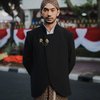 Ikut Rayakan 17-an, Ini 8 Potret Reza Rahadian Jadi Pangeran Jawa dengan Busana Adat