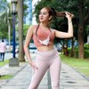 10 Potret Model Cantik Hana Hanifah saat Tampil Sporty, Pamer Body Goals yang Curi Perhatian