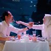 Potret Cut Meyriska dan Roger Danuarta Rayakan Anniversary Pernikahan Ketiga, Dinner Romantis di Akuarium