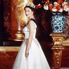 7 Potret Cantik Ratu Elizabeth II Semasa Muda, Sosok Perenang Tangguh yang Berjuluk Poker Face