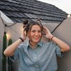 Potret Marsha Aruan dengan Gaya Rambut Cepol 2, Imut Banget Bak Anak SMA!