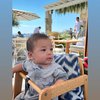 Ini Potret Baby Izz Anak Nikita Willy Jalan-Jalan ke Yunani, Masih Bayi Udah Sering Liburan ke Luar Negeri
