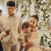 Deretan Potret Syukuran Aqiqah Baby Izz Anak Nikita Willy Bareng Sepupu, Dekorasinya Penuh Bunga!