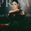 Deretan Potret Menawan Naysilla Mirdad di Gala Premiere Film Inang, Tampil Glamour Paripurna dengan Gaun Full Hitam