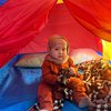 Genap Berusia 1 Tahun, Ini 10 Potret Menggemaskan Meshwa Anak Denny Cagur