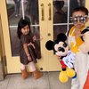 Jalan-Jalan Seru Sampai Beli Mainan Banyak, Ini 10 Potret Seru Rachel Vennya Saat Liburan ke Jepang Bareng Anak