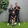 Deretan Artis Indonesia yang Pilih Melahirkan di Rumah Daripada di RS, Kartika Putri Sampai Dua Kali Lho!