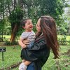8 Pesona Syifa Hadju Hangout Bareng Geng Mama Muda, Warganet Doakan Segera Menyusul