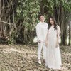 Potret Prewedding Kaesang Pangarep dan Erina Gudono, Kaki Kotor Bikin Salfok hingga Ngaku Jadi Penunggu Pohon Beringin
