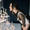 10 Pesona Jessica Mila di Acara Dior, Tampil Anggun dengan Gaun Hitam Berbelahan Tinggi