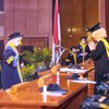 Deretan Potret Istri Ridwan Kamil Atalia Praratya Saat Wisuda Doktor, Nilai IPK-nya Sempurna!