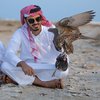 Curi Perhatian saat Piala Dunia, Ini 10 Potret Ganteng Pangeran Qatar Khalifa Bin Hamad 