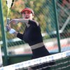 Deretan Pesona Yuni Shara saat Main Tenis, Tampil Hitam-Hitam dan Pamer Pinggang Ramping