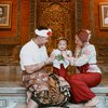 Serba Merah, Ini Deretan Pemotretan Keluarga Siti Badriah Bertema Adat Bali