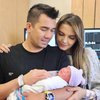 7 Momen Kelahiran Anak Ketiga Alexa Key, Jalani Proses Persalinan di Rumah Sakit yang Sama dengan Nikita Willy