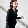 Potret Rinni Wulandari yang Pamer Baby Bump di Usia 5 Bulan, Tetap Langsing Meski Tengah Berbadan Dua