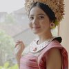 Anggun dan Memesona Banget, Ini Deretan Potret Bulan Sutena saat Pakai Baju Adat Bali