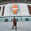 Fans Arsenal, Ini Deretan Potret Hesti Purwadinata Happy Banget saat Kunjungi Emirates Stadium di London