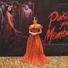 8 Potret Mawar Eva de Jongh di Gala Premiere Puisi Cinta Yang Membunuh, Tampil Elegan dengan Dress Oranye