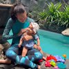 Parentingnya Sering Dipuji, Ini Potret Nadine Chandrawinata yang Super Telaten saat Momong Baby Djiwa