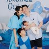 Deretan Potret Perayaan 40 Hari Kelahiran Baby Timo Anak Chef Arnold, Dilaksanakan Sederhana dengan Keluarga Bertema Serba Biru