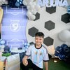 10 Potret Seru Ulang Tahun ke-9 Arjuna Anak Bryan McKenzie Bertema Piala Dunia, Paras Gantengnya Bikin Salfok